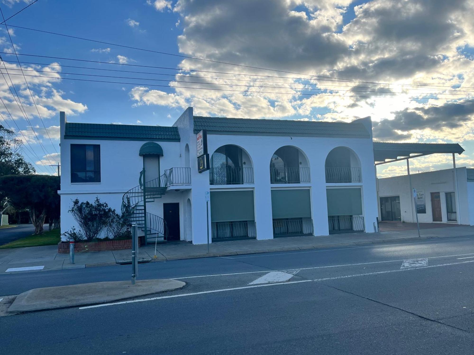 El Toro Motel Numurkah ภายนอก รูปภาพ